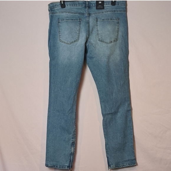 Fashion Nova Mid Blue Wash Zipper Hem Slim Fit Herse Jeans size 38 - Picture 4 of 6